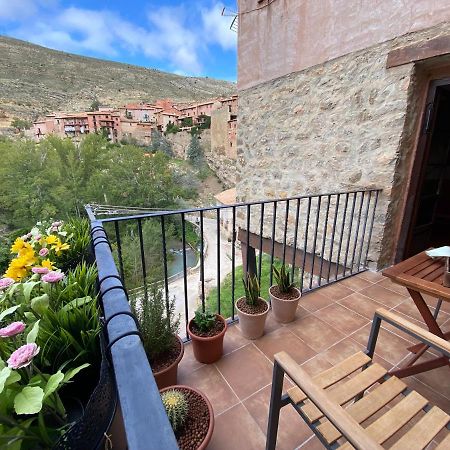 Apartamento Portal Del Agua Альбаррасін Екстер'єр фото